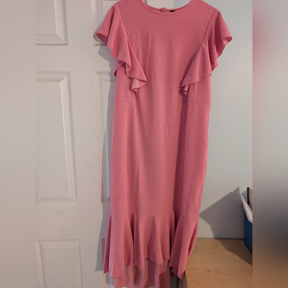 Elegant Pink Ruffle Dress